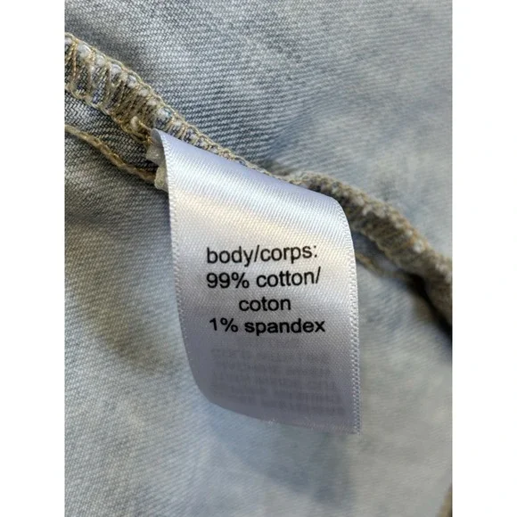 Maurices Light Wash Button Up Denim Jean Jacket Size Medium Pockets Raw Hem - Picture 7 of 7